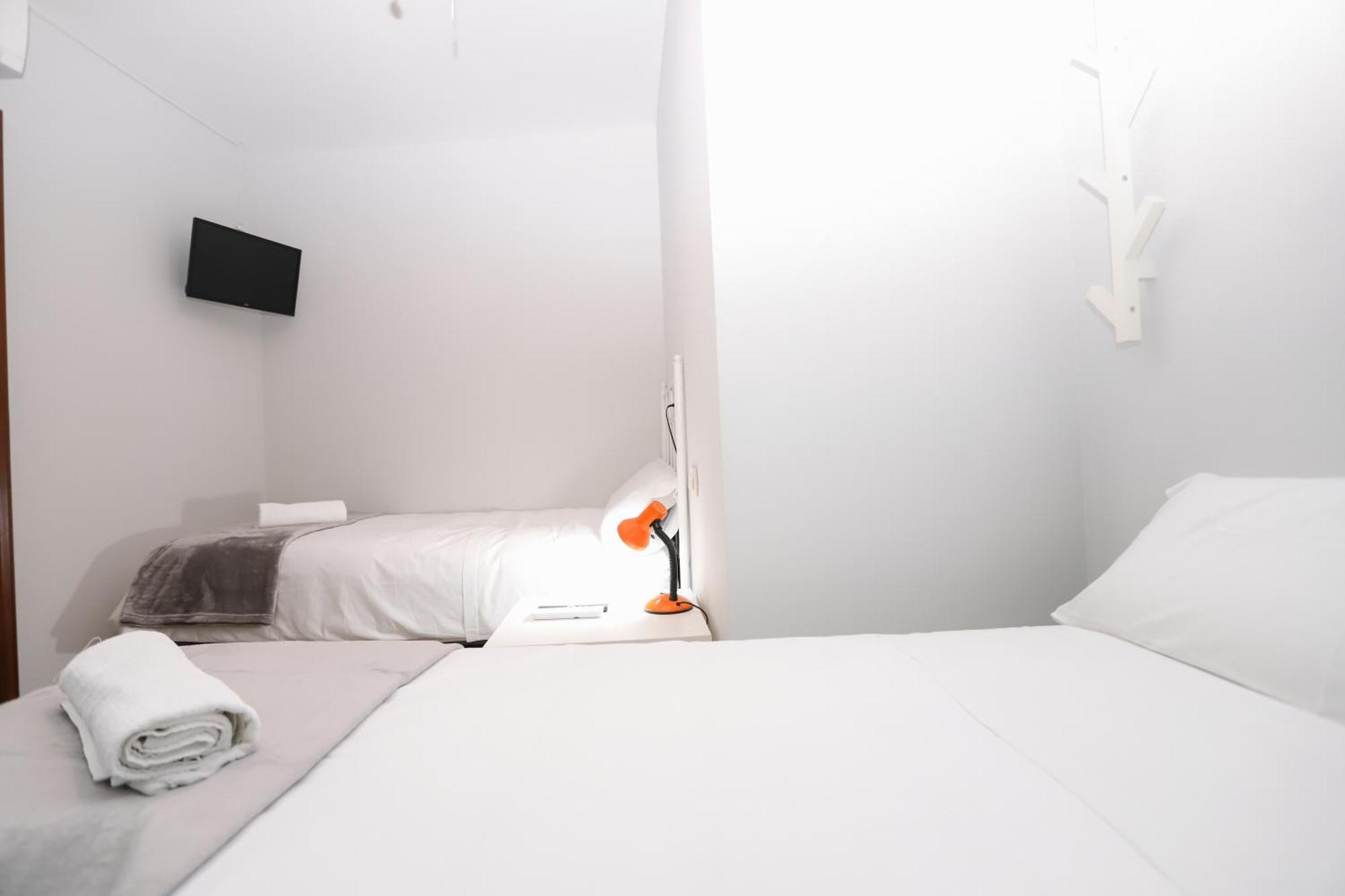 Pension Caldas Кальдас-де-Рейес Экстерьер фото